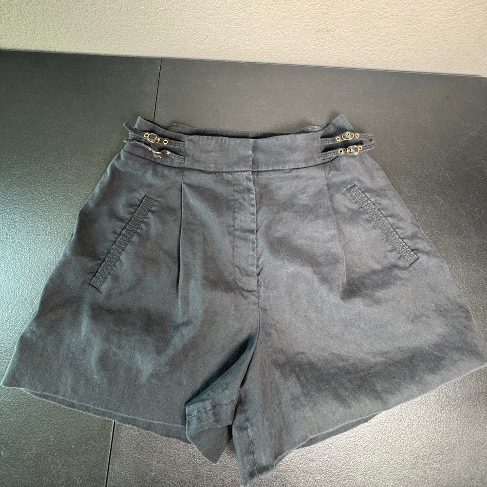Veronica Beard Black Linen Blend Pleated High Waist Shorts Gold Buckle Detail